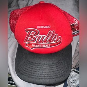 MITCHELL & NESS BULLS CLASSIC SNAPBACK